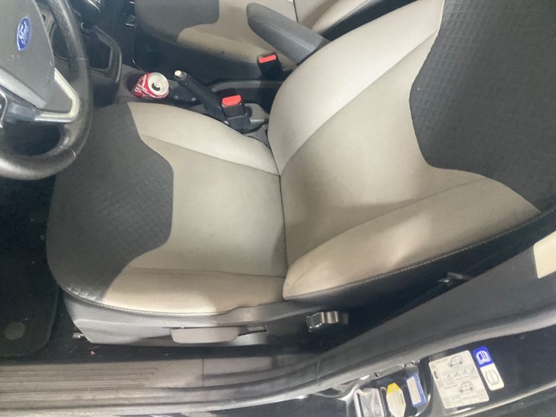 Ford Tourneo 1.5 TDCi Trend 2020 – снимка 43