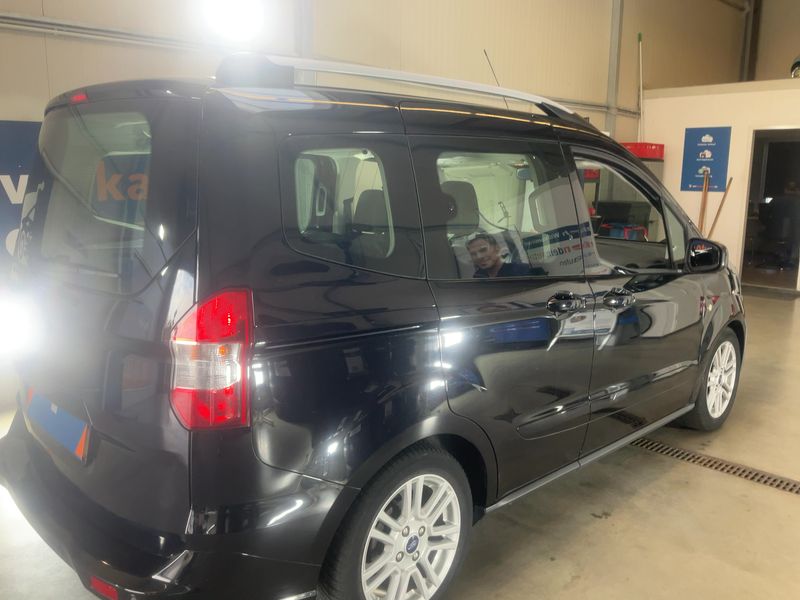 Ford Tourneo 1.5 TDCi Trend 2020 – снимка 8