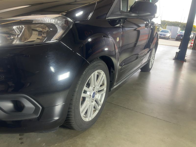 Ford Tourneo 1.5 TDCi Trend 2020 – снимка 2