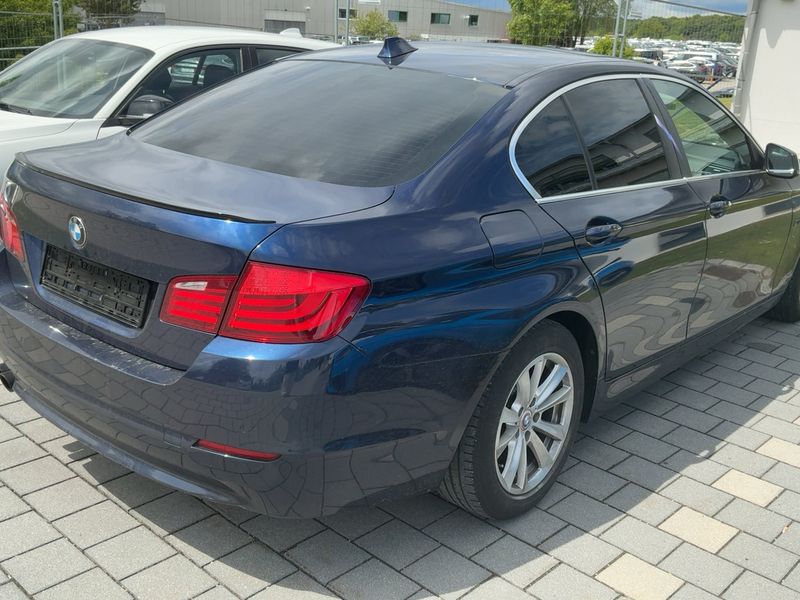 BMW 5er 523i 2011 – снимка 8