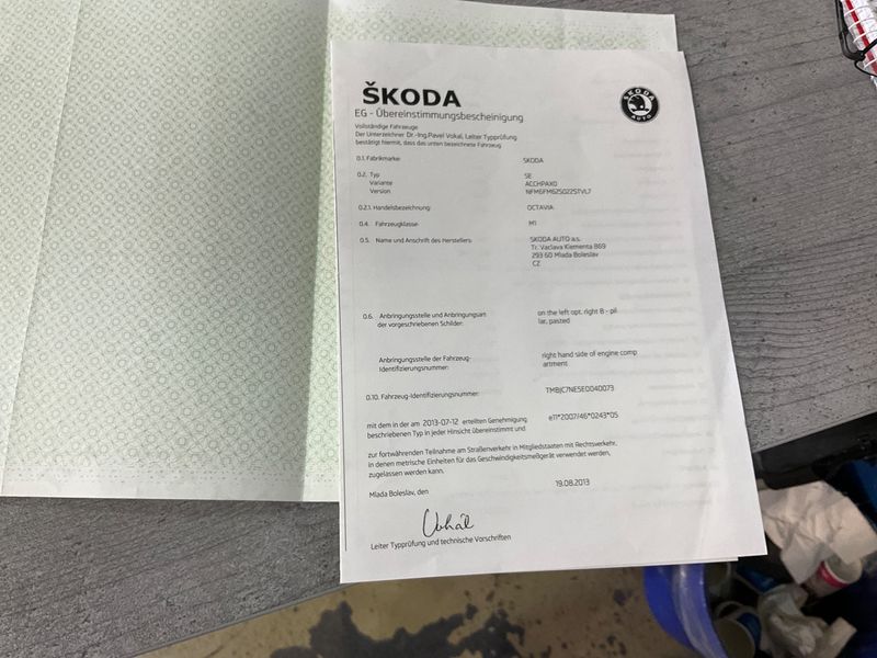 Skoda Octavia 1.4 TSI Ambition 2013 – снимка 22