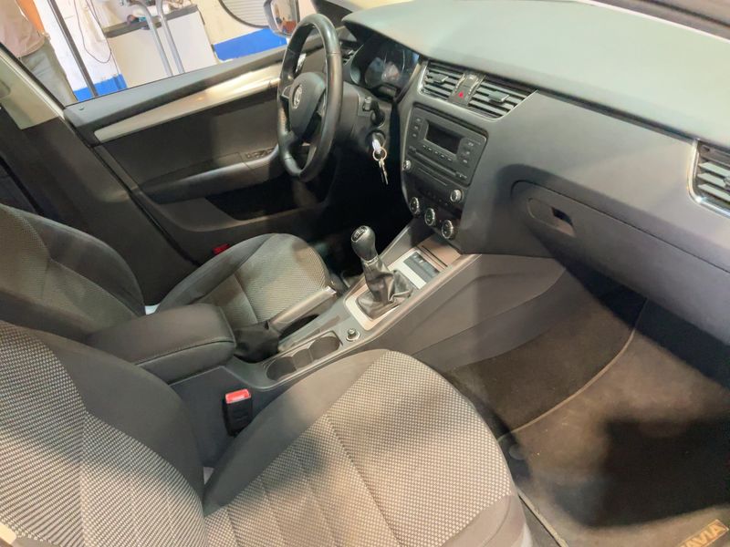 Skoda Octavia 1.4 TSI Ambition 2013 – снимка 17