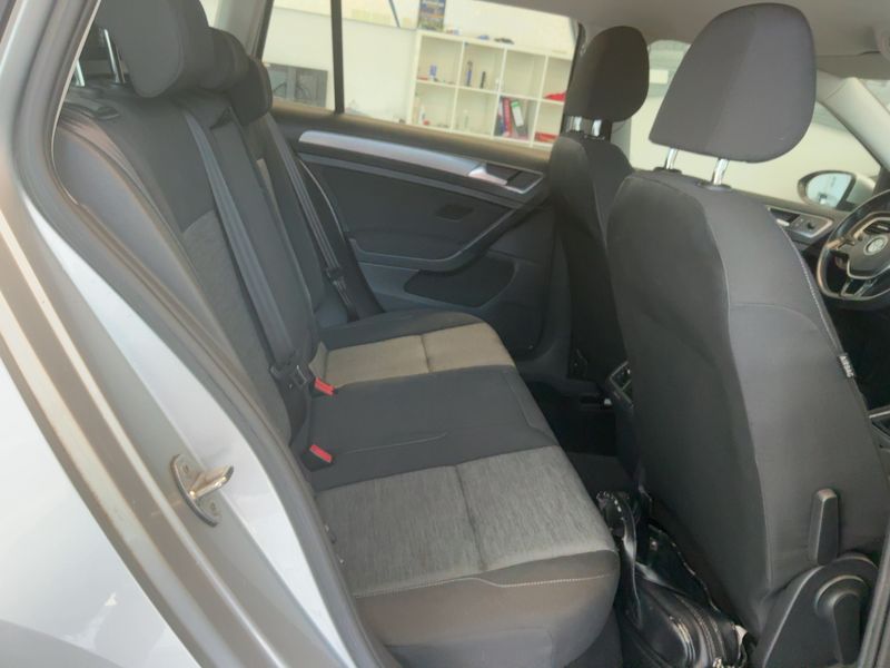 Volkswagen Golf VII 1.2 TSI Trendline BlueMotion Tech 2013 – снимка 19