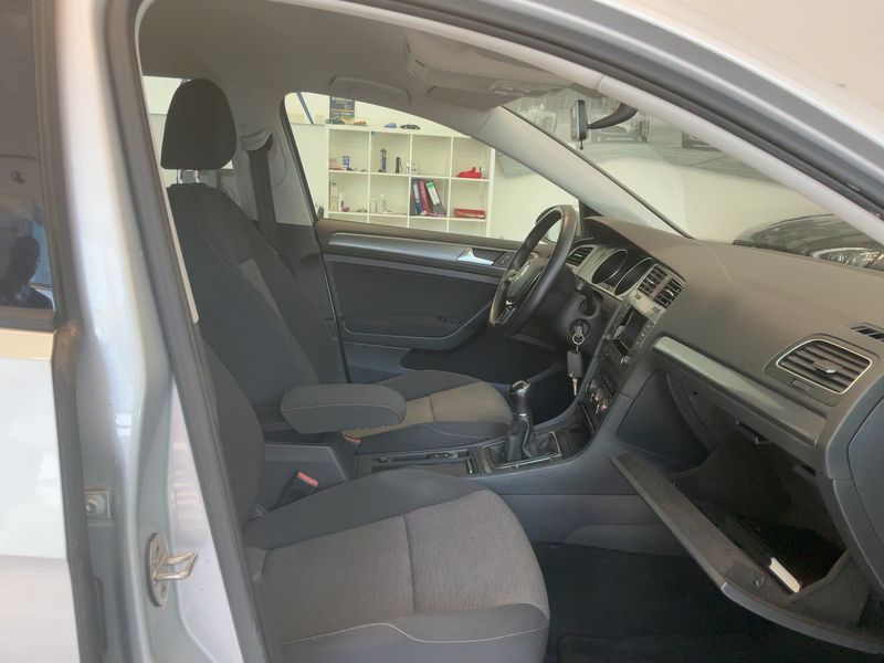 Volkswagen Golf VII 1.2 TSI Trendline BlueMotion Tech 2013 – снимка 16