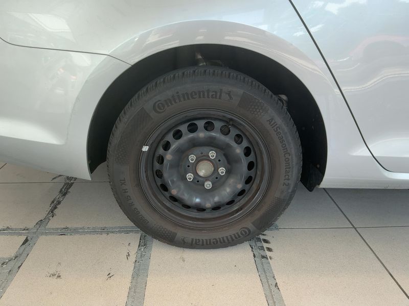 Volkswagen Golf VII 1.2 TSI Trendline BlueMotion Tech 2013 – снимка 9