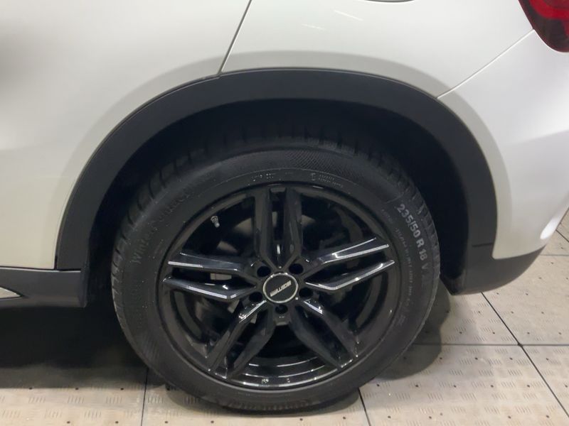 Mercedes-Benz GLA-Klasse GLA 220 4Matic AMG Line 2020 – снимка 5