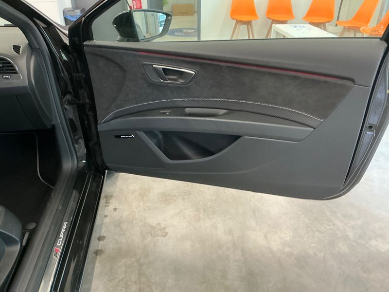 Seat Leon 2.0 TSI Cupra 300 2017 – снимка 25