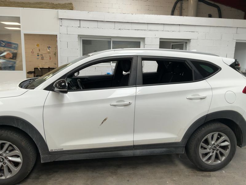 Hyundai Tucson 1.7 CRDi Business 2WD 2018 – снимка 4