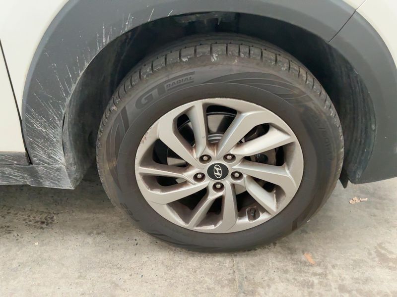 Hyundai Tucson 1.7 CRDi Business 2WD 2018 – снимка 11