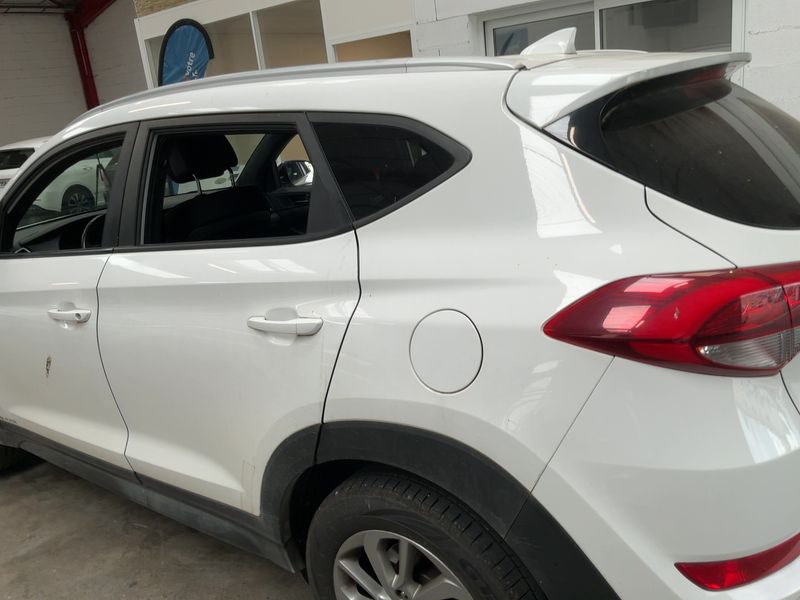 Hyundai Tucson 1.7 CRDi Business 2WD 2018 – снимка 6