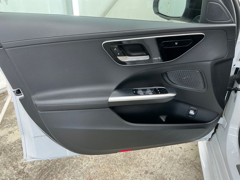 Mercedes-Benz C-Klasse C 180 Mild-Hybrid T AMG Line 2023 – снимка 21