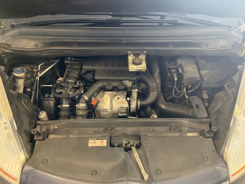 Citroen C4 Picasso 1.6 HDi Dynamique 2009 – снимка на щета