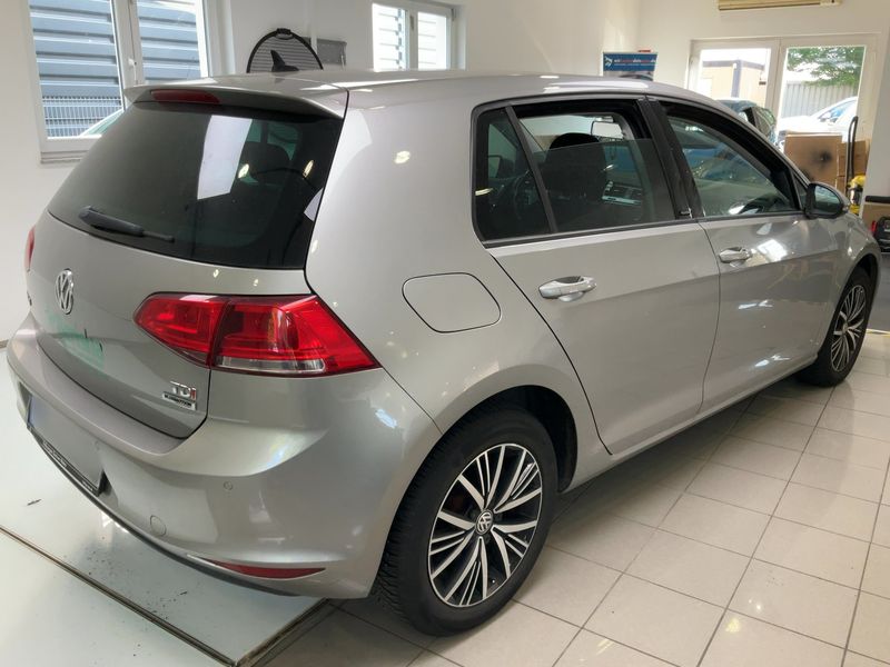 Volkswagen Golf VII 1.6 TDI Allstar BlueMotion Tech 2016 – снимка 9