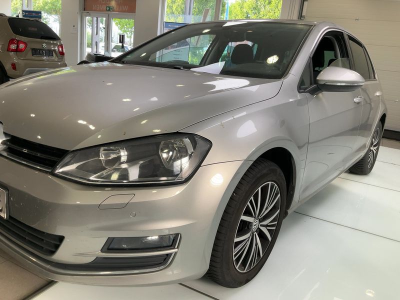 Volkswagen Golf VII 1.6 TDI Allstar BlueMotion Tech 2016 – снимка 2