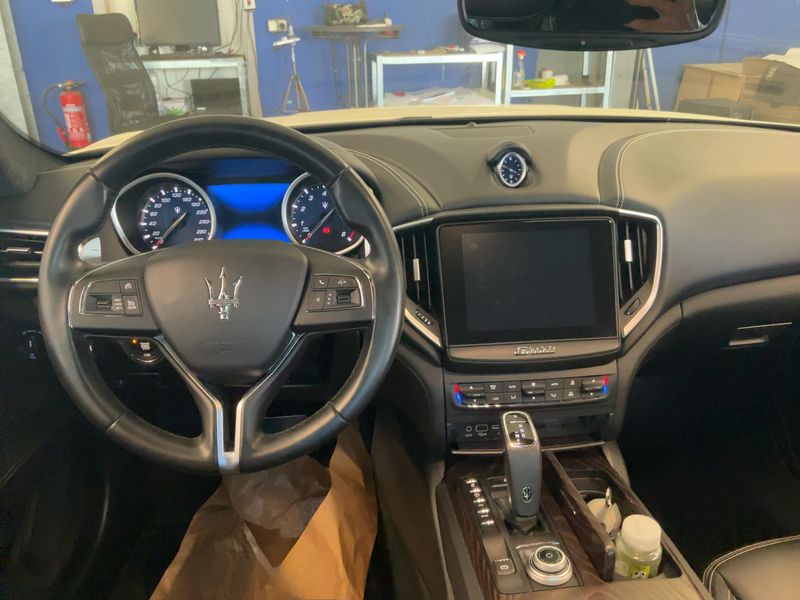 Maserati Ghibli 3.0 V6 TwinTurbo Gran Sport 2020 – снимка 17