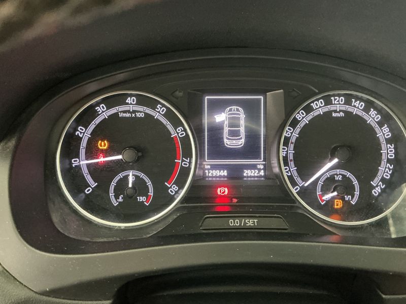 Skoda Rapid 1.0 TSI Ambition 2018 – снимка 19