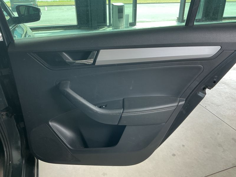 Skoda Rapid 1.0 TSI Ambition 2018 – снимка 30