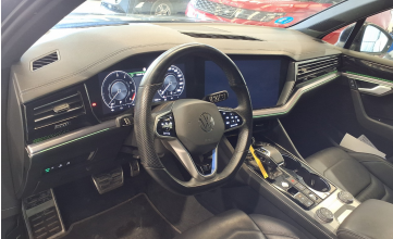 Volkswagen Touareg 3.0 eHybrid R 4Motion 2021 – снимка 30