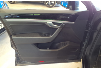Volkswagen Touareg 3.0 eHybrid R 4Motion 2021 – снимка 26