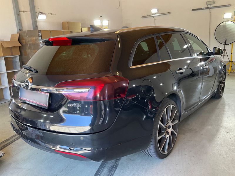 Opel Insignia Sports Tourer 2.0 CDTI Sport 4x4 2016 – снимка 8