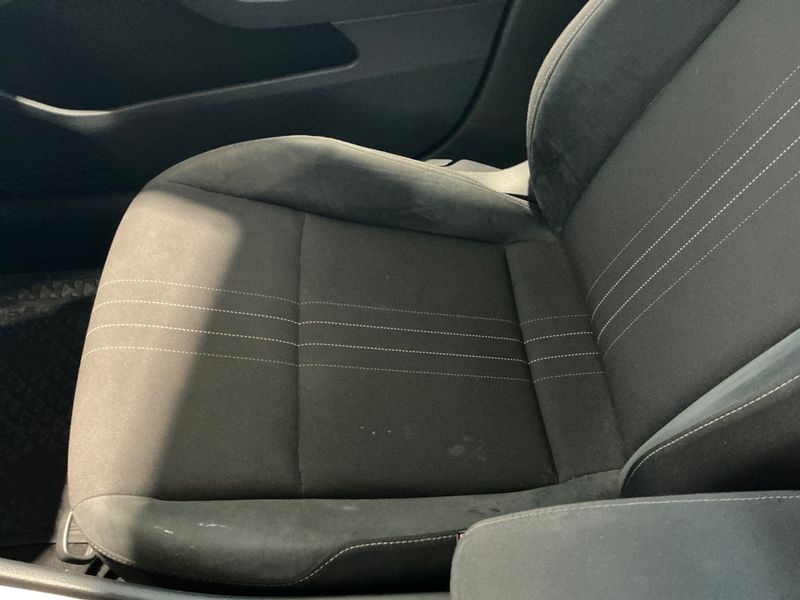 Volkswagen Golf VII 2.0 TDI 4Motion BlueMotion Tech 2015 – снимка 23