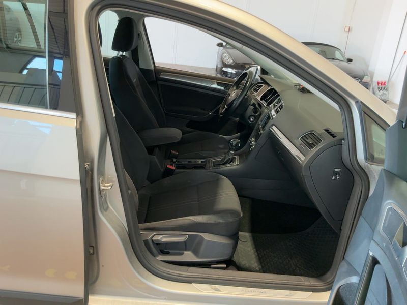 Volkswagen Golf VII 2.0 TDI 4Motion BlueMotion Tech 2015 – снимка 16