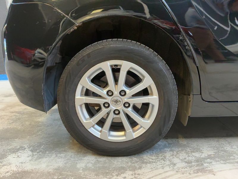 Toyota Verso 2.0 D-4D Active 2011 – снимка 9