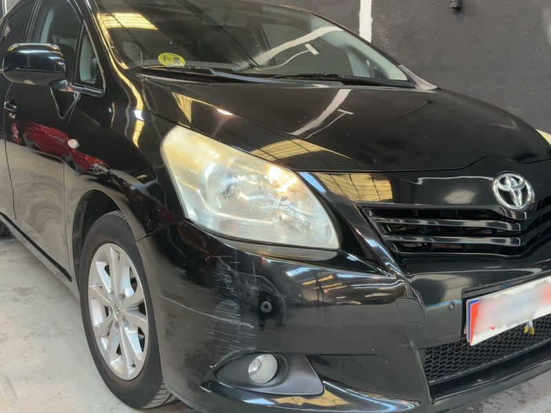 Toyota Verso 2.0 D-4D Active 2011 – снимка 12