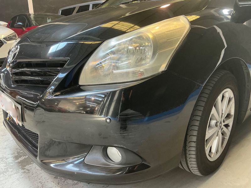 Toyota Verso 2.0 D-4D Active 2011 – снимка 34