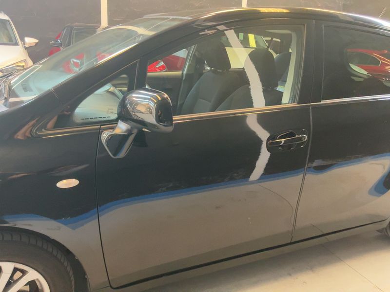 Toyota Verso 2.0 D-4D Active 2011 – снимка 4
