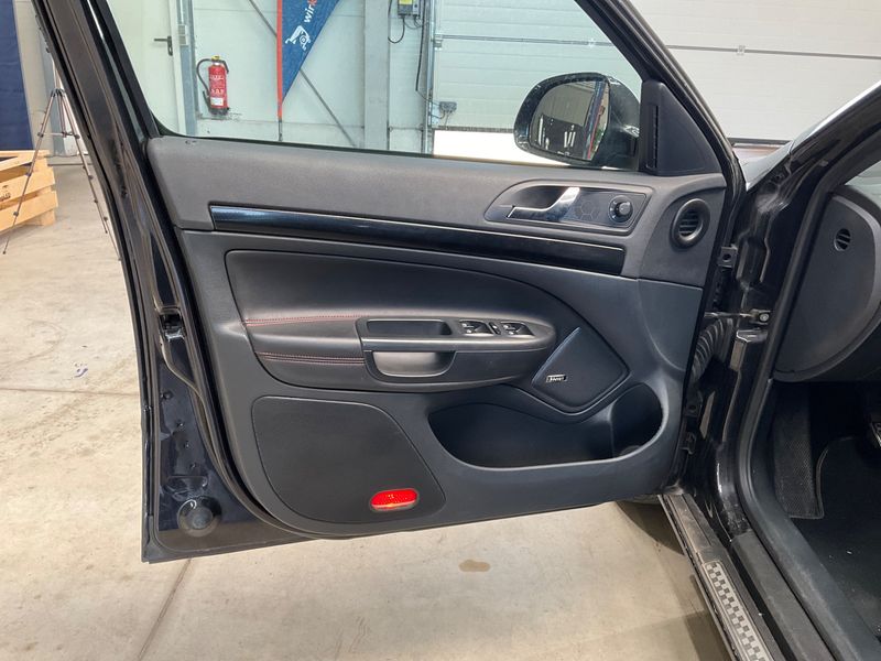 Skoda Octavia 2.0 TDI RS 2012 – снимка 32