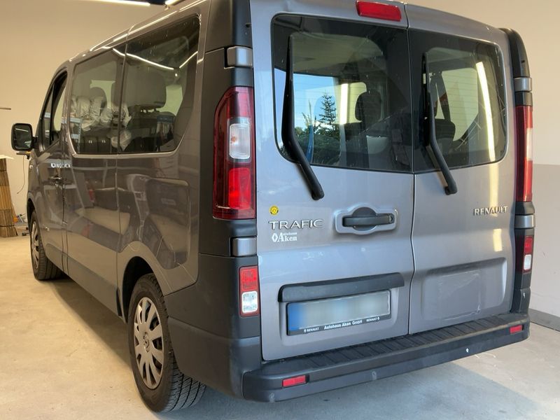 Renault Trafic 1.6 dCi Energy L1H1 2,7t Expression 2015 – снимка 6