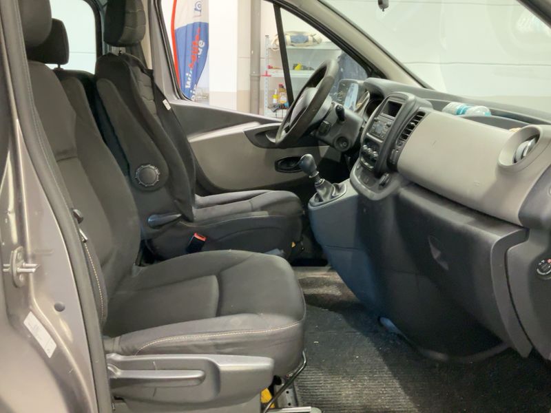 Renault Trafic 1.6 dCi Energy L1H1 2,7t Expression 2015 – снимка 16