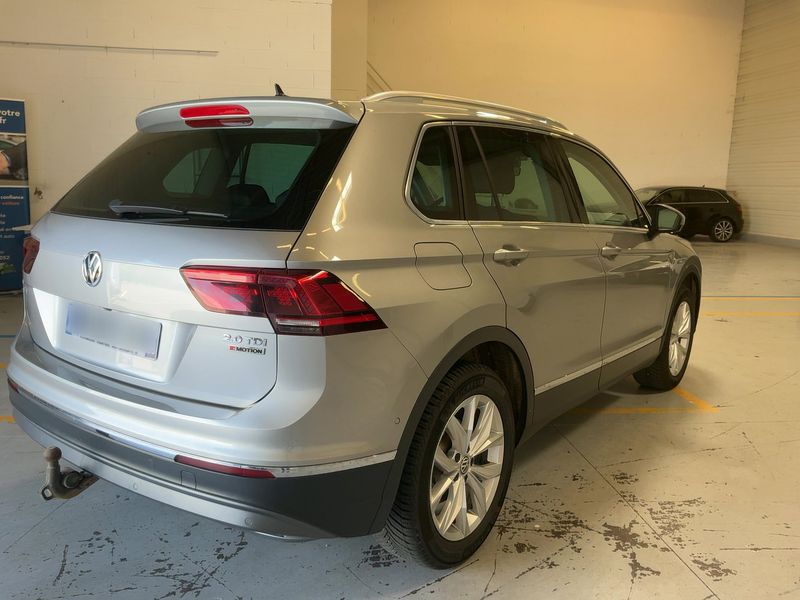 Volkswagen Tiguan 2.0 TDI Carat Exclusive 4Motion BlueMotion Tech 2017 – снимка 8