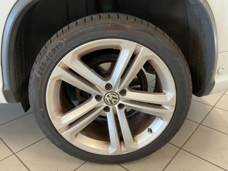 Volkswagen Tiguan 2.0 TDI Sport & Style 4Motion BlueMotion Tech 2015 – снимка 5