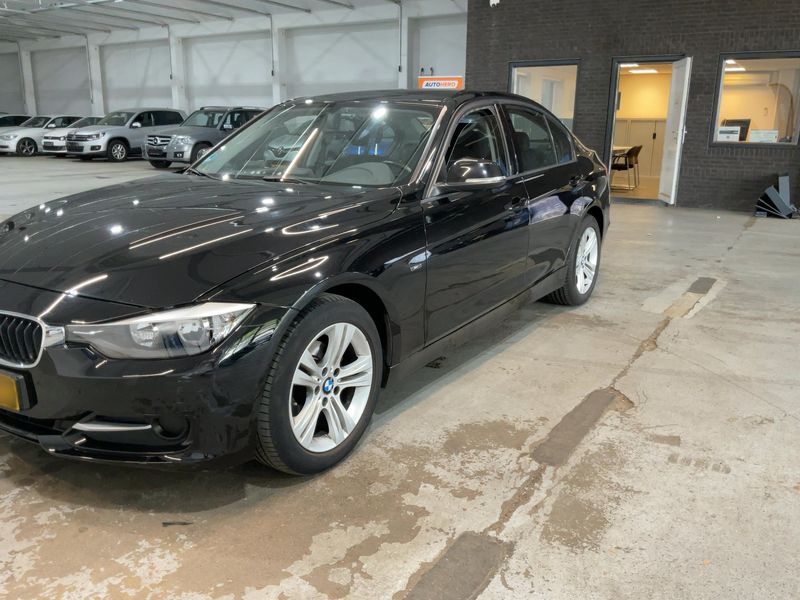 BMW 3er 316i 2014 – снимка 2