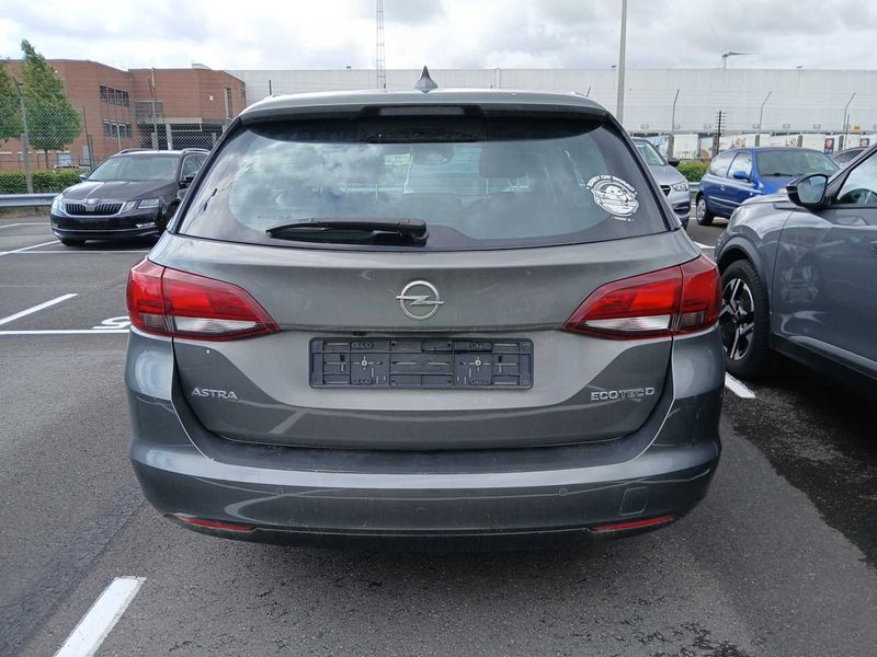Opel Astra 1.6 CDTI 120 Jahre Start/Stop 2018 – снимка 4