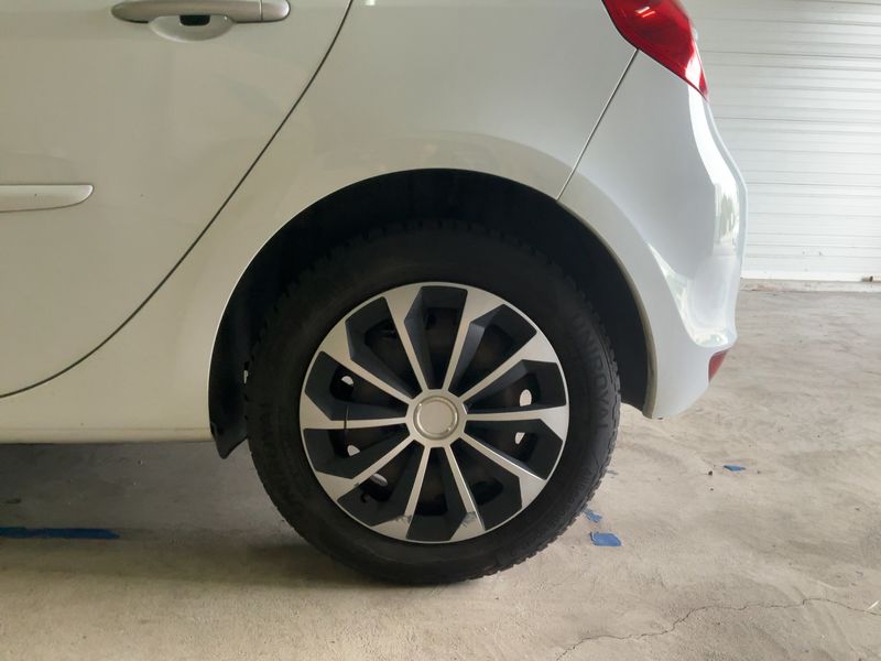 Renault Clio 1.5 dCi Collection Business 2013 – снимка 5