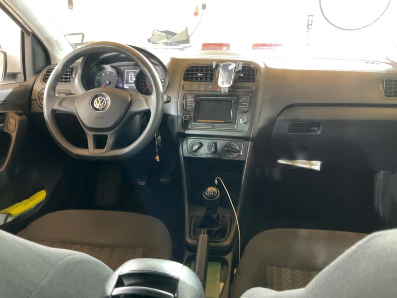 Volkswagen Polo 1.0 Austria BlueMotion Tech 2017 – снимка 17