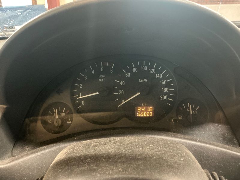 Opel Corsa 1.7 DTI Basis 2001 – снимка 4