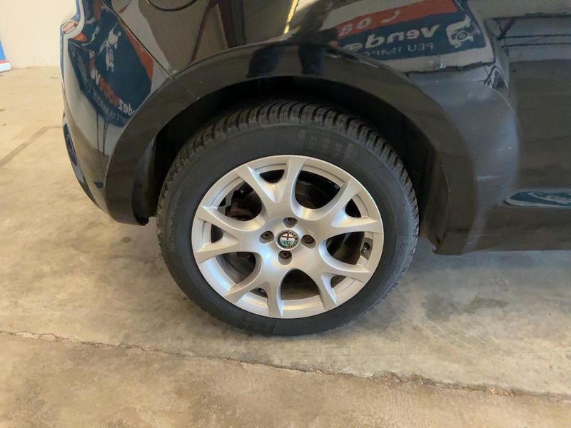 Alfa Romeo MiTo 1.4 Junior 2015 – снимка 9