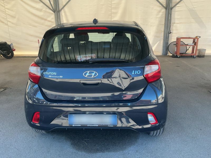 Hyundai i10 1.0 Tech 2022 – снимка 7