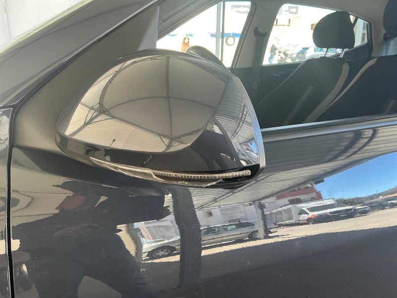 Hyundai i10 1.0 Tech 2022 – снимка 24