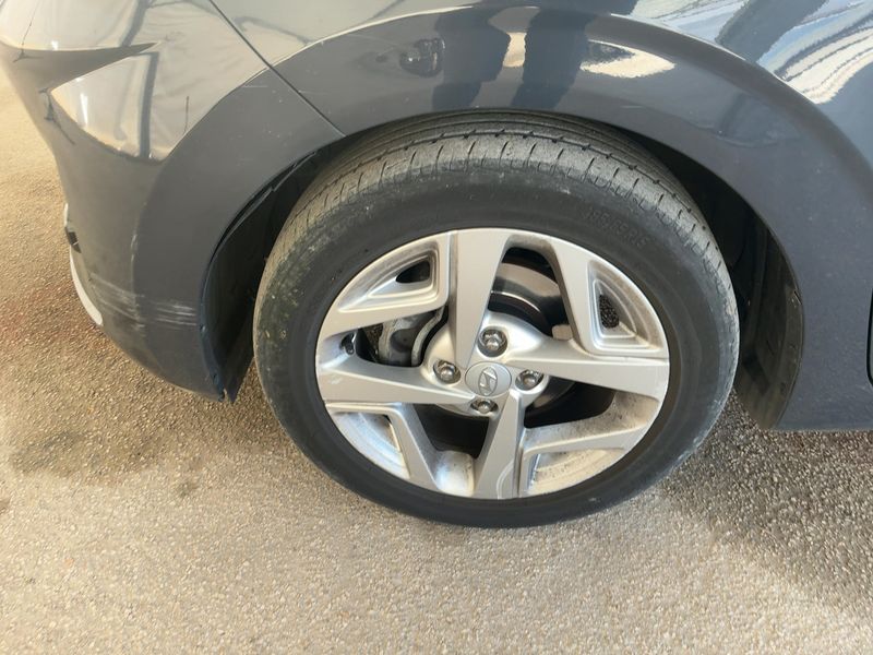 Hyundai i10 1.0 Tech 2022 – снимка 3