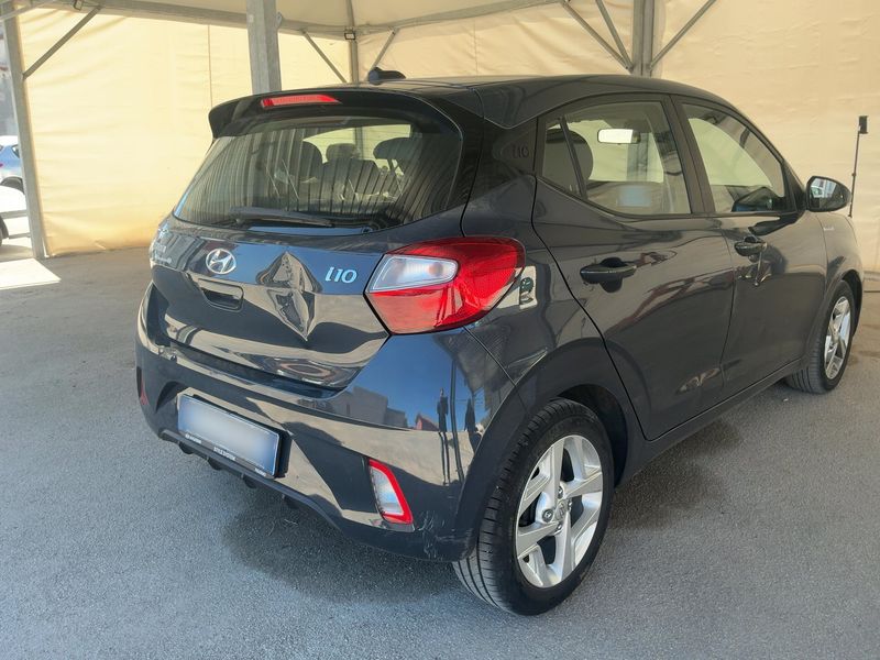 Hyundai i10 1.0 Tech 2022 – снимка 8