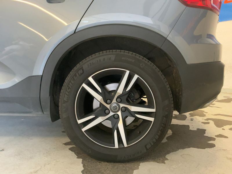 Volvo XC40 2.0 D4 R-Design AWD 2018 – снимка 5