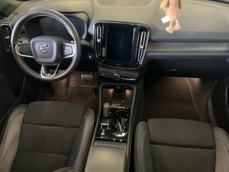 Volvo XC40 2.0 D4 R-Design AWD 2018 – снимка 17