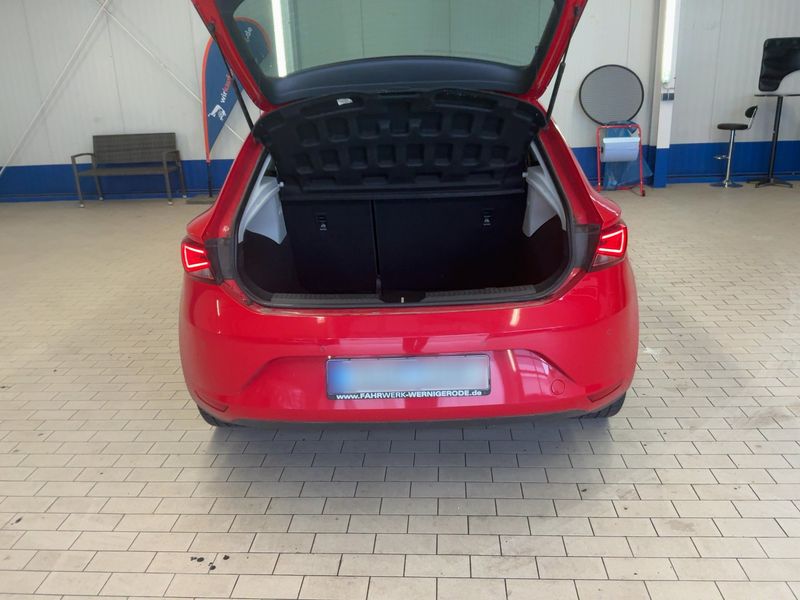 Seat Leon 1.6 TDI Style 2013 – снимка 15