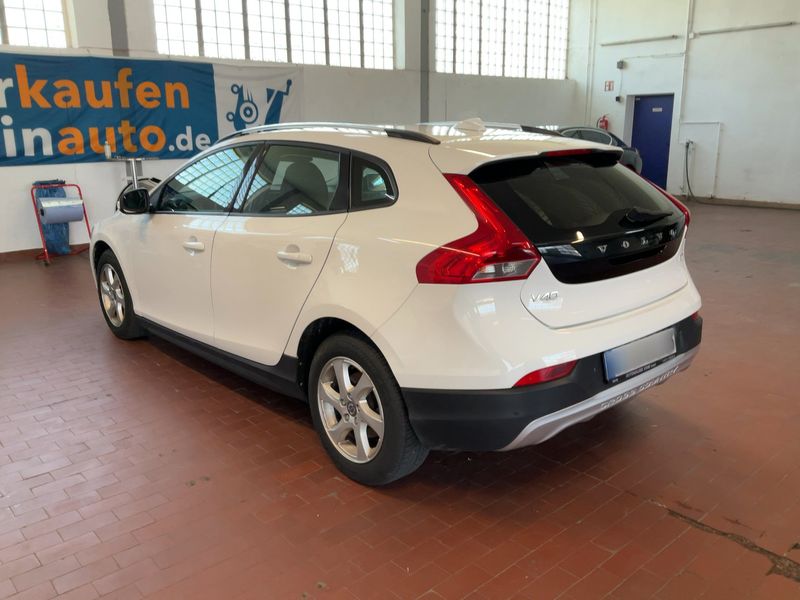 Volvo V40 Cross Country 1.6 D2 Kinetic 2014 – снимка 6