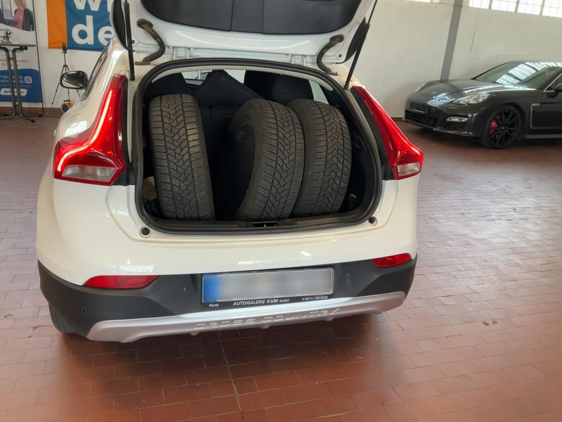 Volvo V40 Cross Country 1.6 D2 Kinetic 2014 – снимка 16
